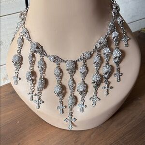 Elegant Handcrafted Silver Cross Skull Necklace Pendant Necklace